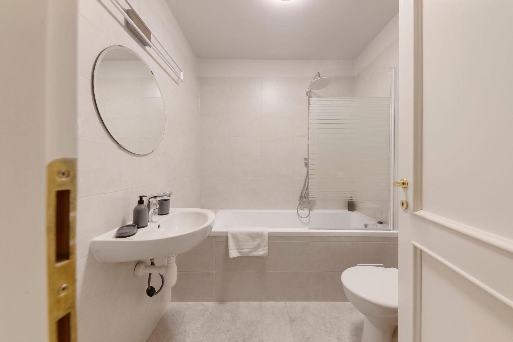 Vita Nejedleho Apartments プラハ エクステリア 写真